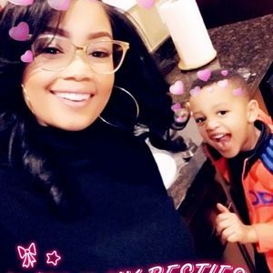 Meet your Posher, Diondra